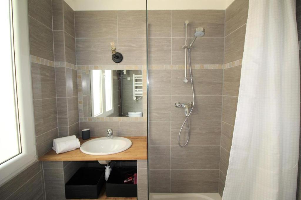 Nice Renting - Notre Dame - Cosy Loft Perfect View On The Roofs Екстер'єр фото